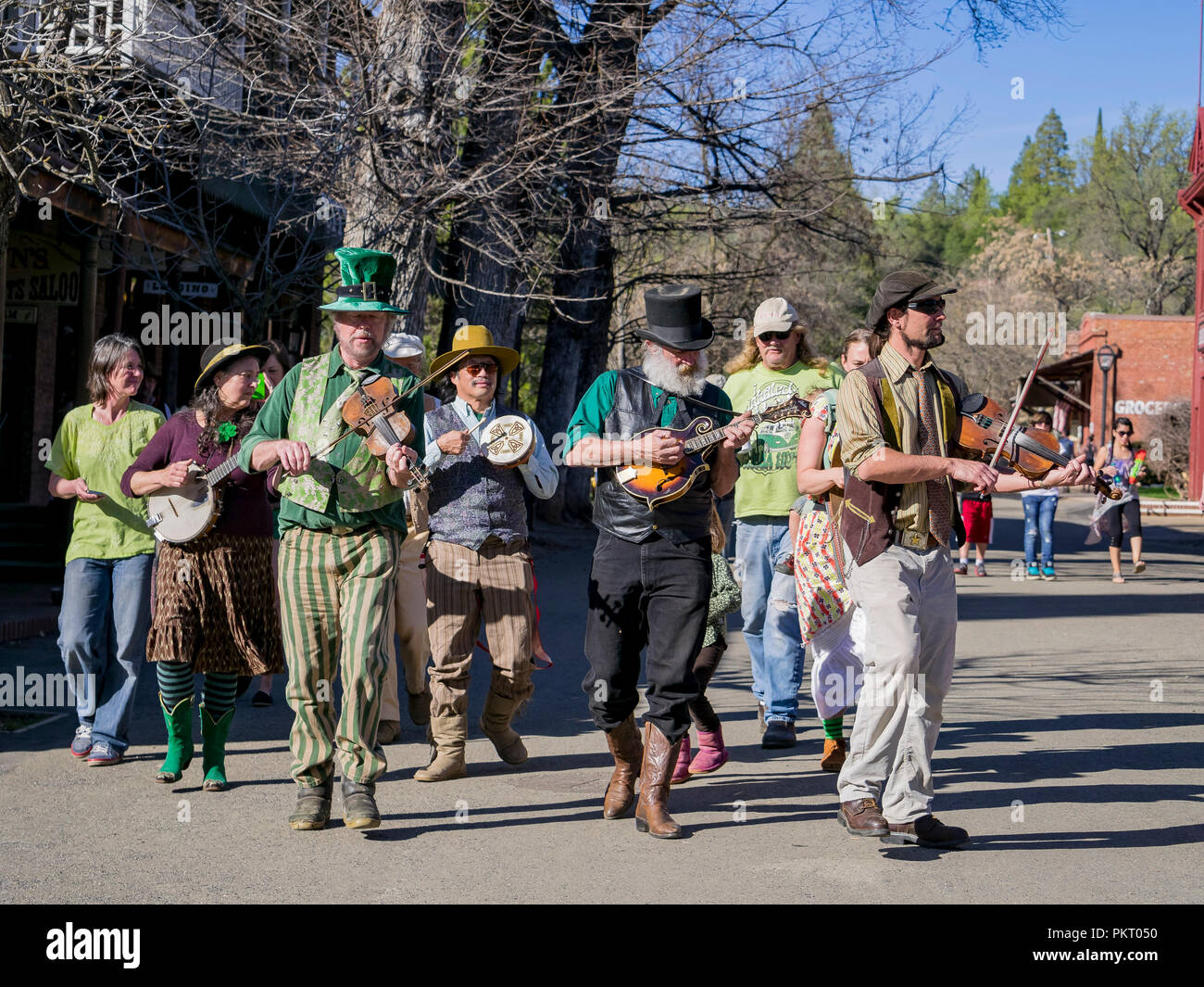 Columbia, MAR 16: Saint Patrick's Day celebrazione nel interessante Columbia State Historic Park il Mar 16, 2014 presso la Columbia, California Foto Stock