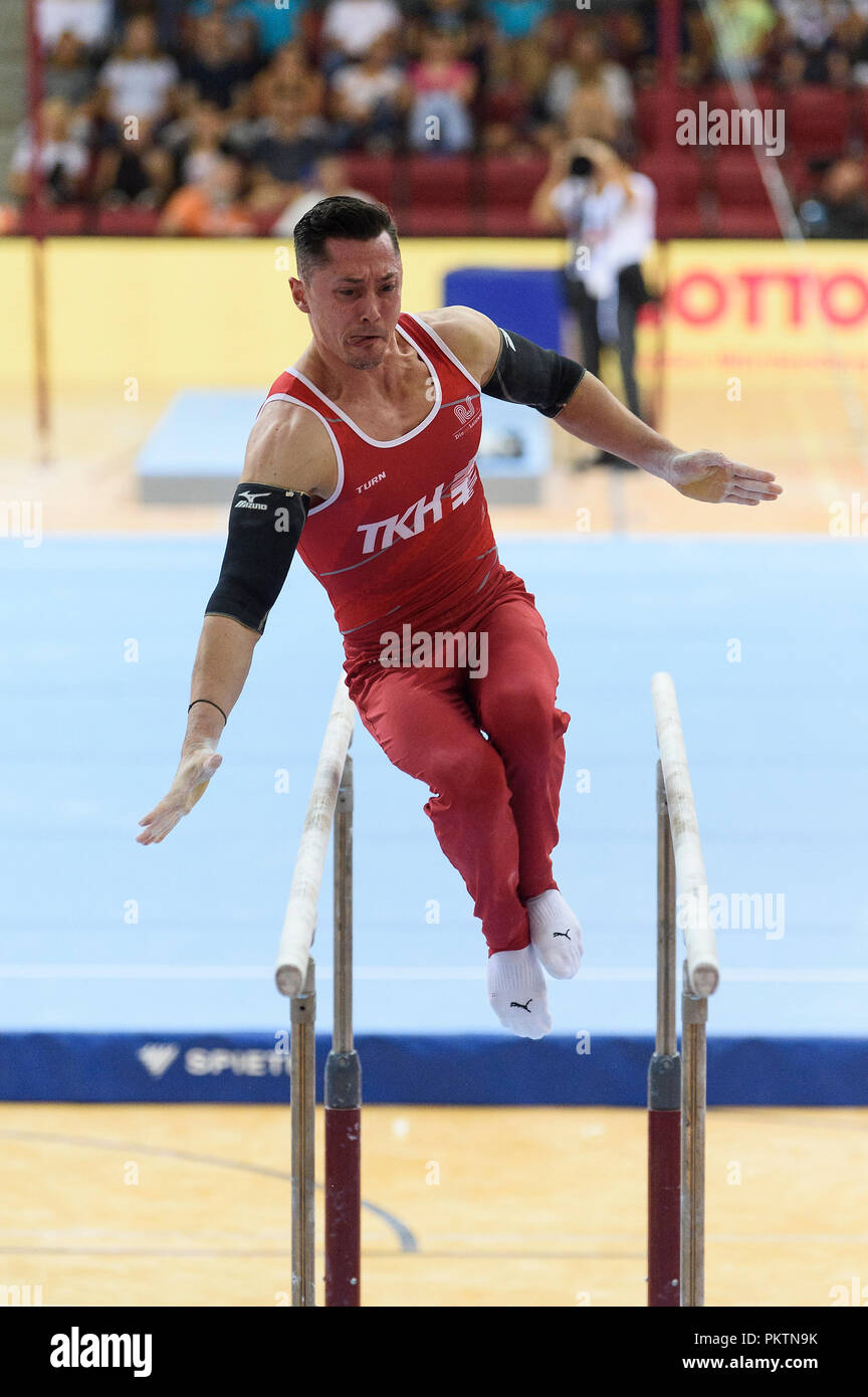 Stoccarda, Deutschland. Xv Sep, 2018. Andreas Toba (Hannover) presso il bar. GES/Ginnastica/1a per la qualificazione della Coppa del Mondo, 15.09.2018 - | Utilizzo di credito in tutto il mondo: dpa/Alamy Live News Foto Stock