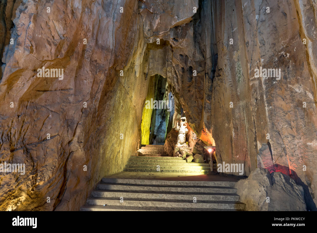 Huyen Khong grotta sul monte di marmo in corrispondenza di Da Nang city, Vietnam Foto Stock