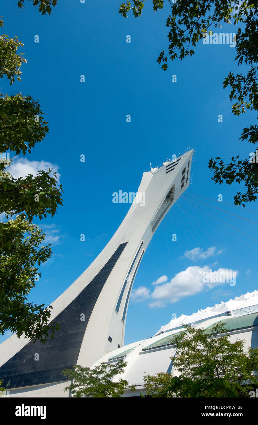 La Torre di Montreal al Montreal Olympic Stadium di QC, Canada Foto Stock