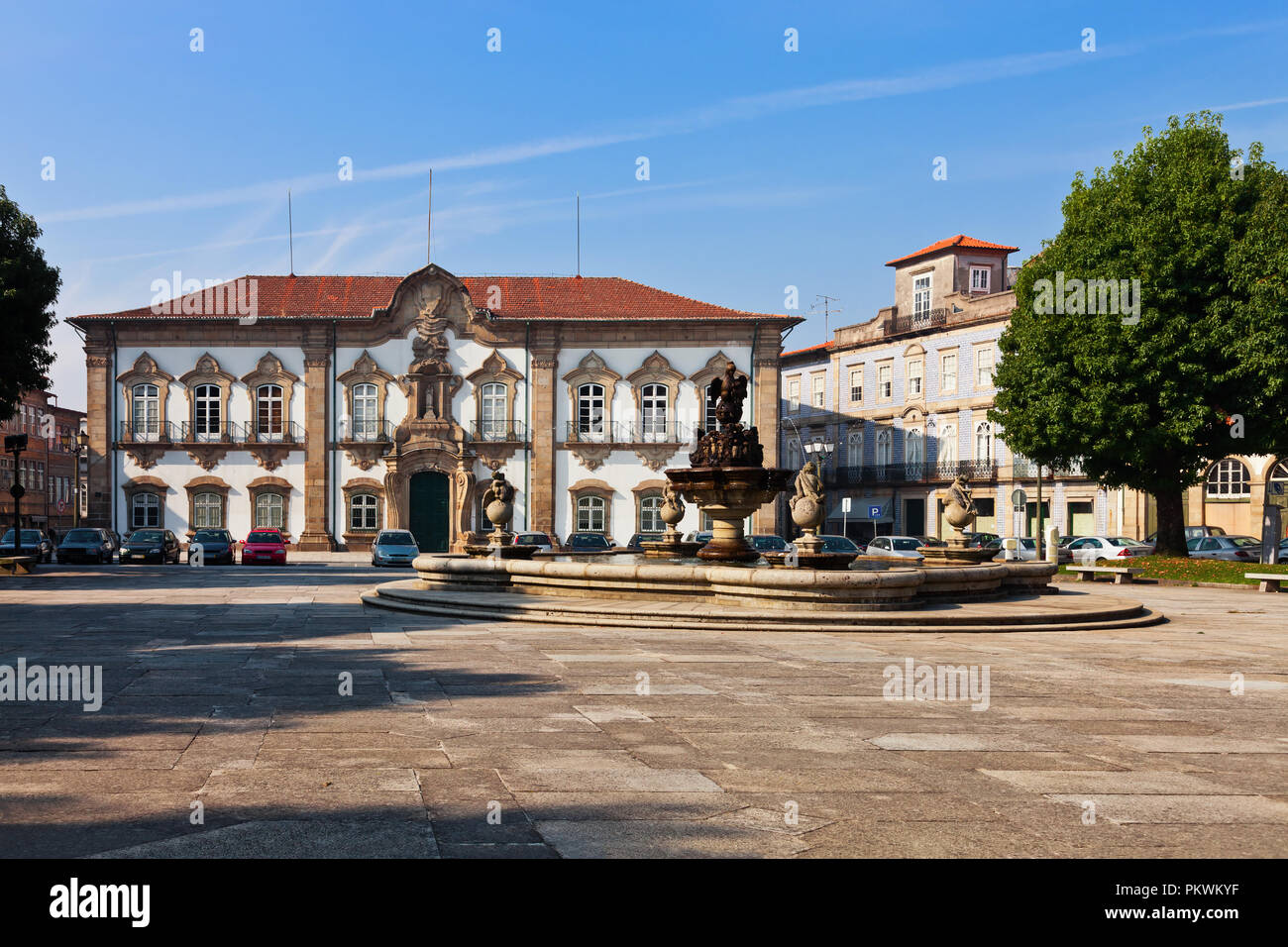Braga, Portogallo. Braga municipio edificio. Uno dei migliori esempi di architettura barocca nella penisola iberica. Il XVIII secolo. Foto Stock