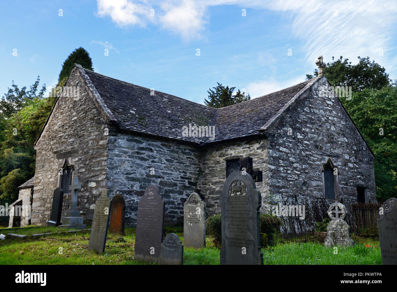 San Michele è una chiesa del XIV secolo a Betws-y-Coed, il Galles del Nord, è il più antico edificio in Betws-y-coed. Esso viene utilizzato per i servizi più volte in un anno. Foto Stock