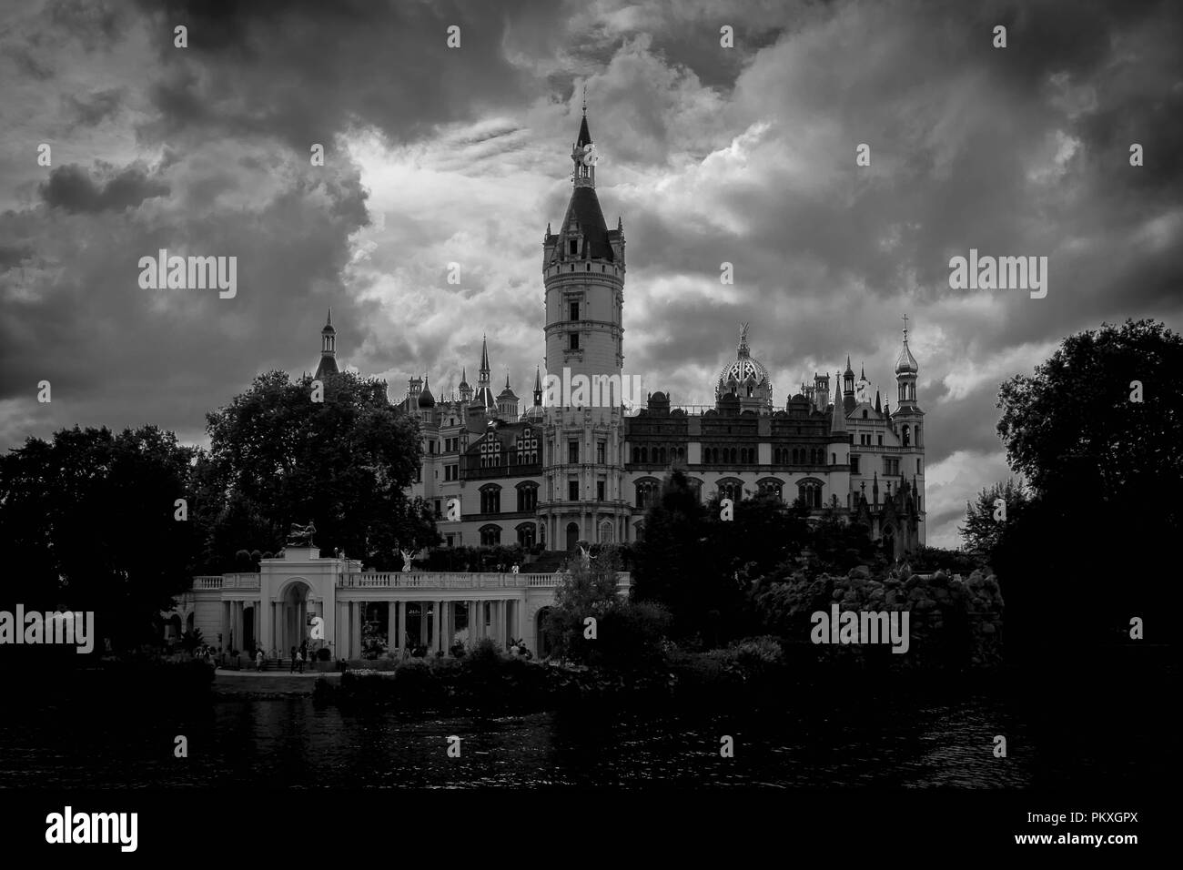 Schwerin è la capitale e la seconda città più grande del nord-est dello stato tedesco di Mecklenburg-Vorpommern. Foto Stock