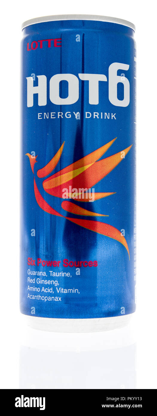 Winneconne, WI - 14 Settembre 2018: una possibile di caldo 6 energia energy drink dalla Corea del Sud su un sfondo isolato Foto Stock