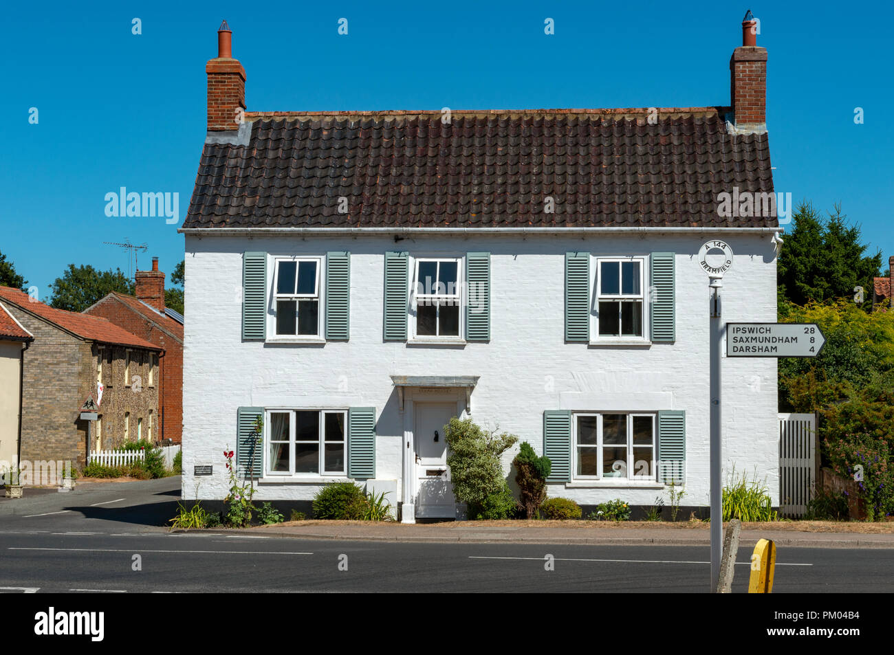 Casa accanto a 144 road, Bramfield, Suffolk, Inghilterra. Foto Stock