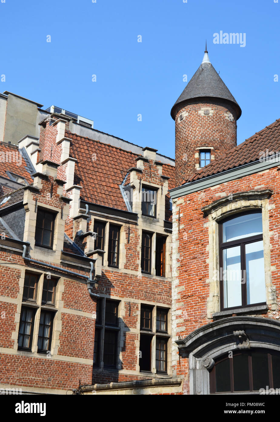 Gli edifici di vecchia costruzione nel centro di Bruxelles, Belgio Foto Stock