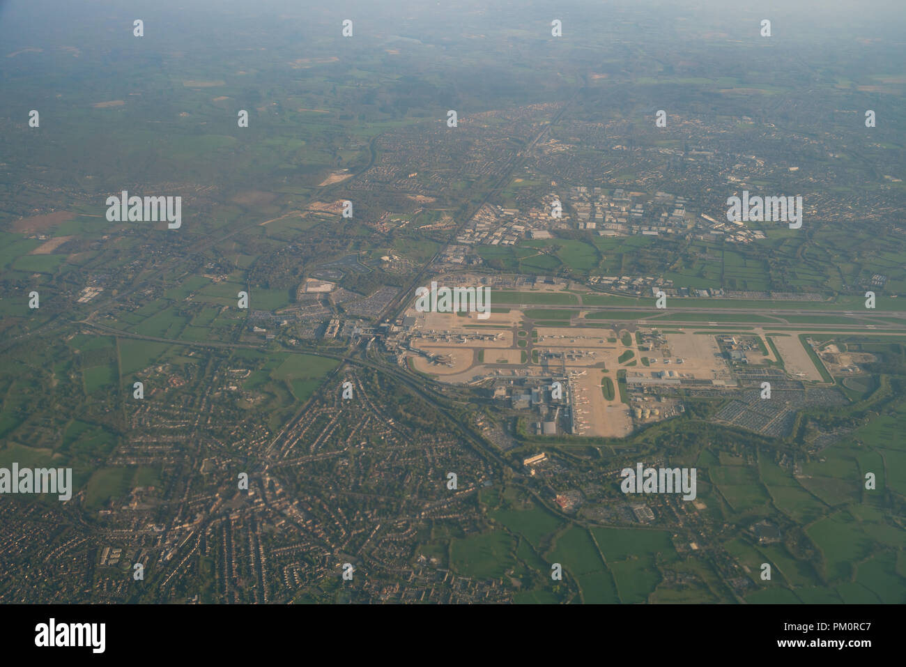 Vista aerea del bellissimo aeroporto di Gatwick al Regno Unito Foto Stock