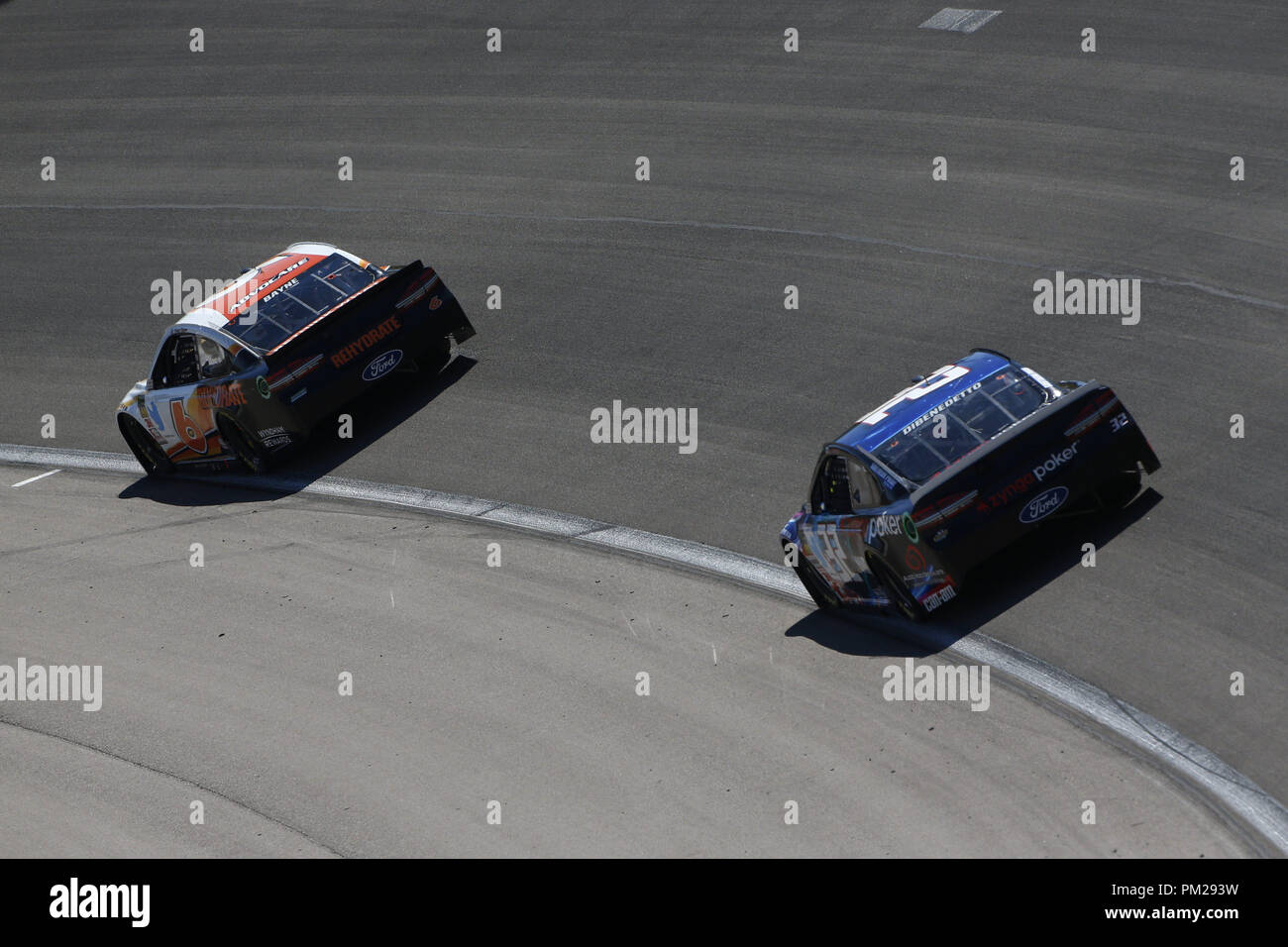 Las Vegas, Nevada, USA. Xvi Sep, 2018. Trevor Bayne (6) porta la sua auto attraverso le spire durante il South Point 400 a Las Vegas Motor Speedway di Las Vegas, Nevada. Credito: Chris Owens Asp Inc/ASP/ZUMA filo/Alamy Live News Foto Stock