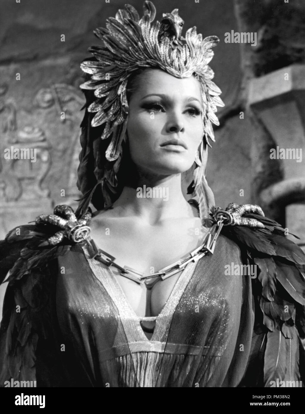 Ursula Andress sul set del film di martello, "lui", settembre 1964. Riferimento al file # 1221 011THA Foto Stock