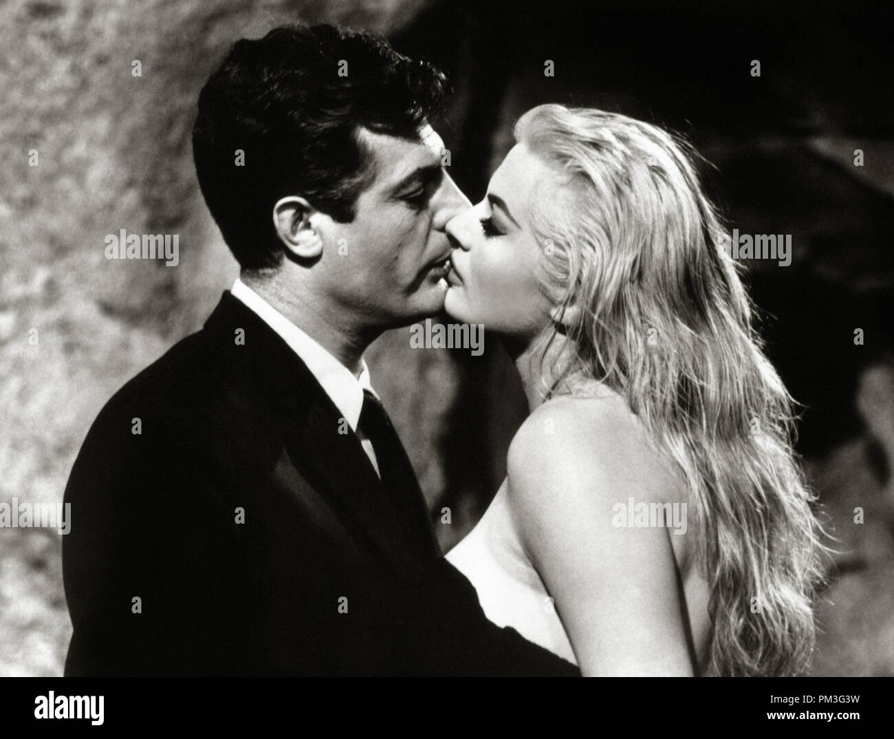 Con Marcello Mastroianni e Anita Ekberg ''La Dolce Vita', 1960. Riferimento al file # 30732 384 THA Foto Stock