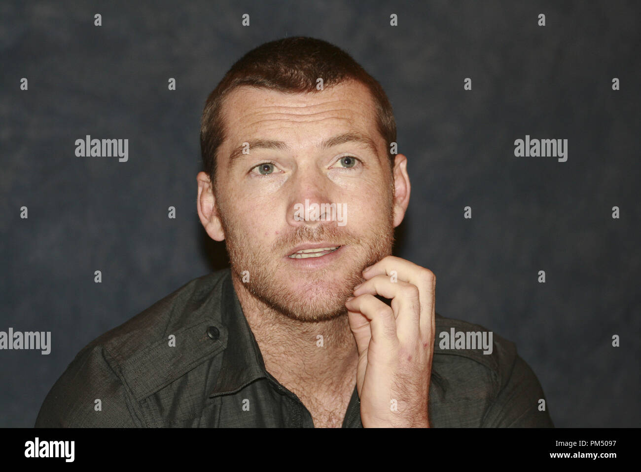 Sam Worthington, 5 dicembre 2009. La riproduzione da parte di American tabloid è assolutamente vietato. Riferimento al file # 30121 033CCR per solo uso editoriale - Tutti i diritti riservati Foto Stock