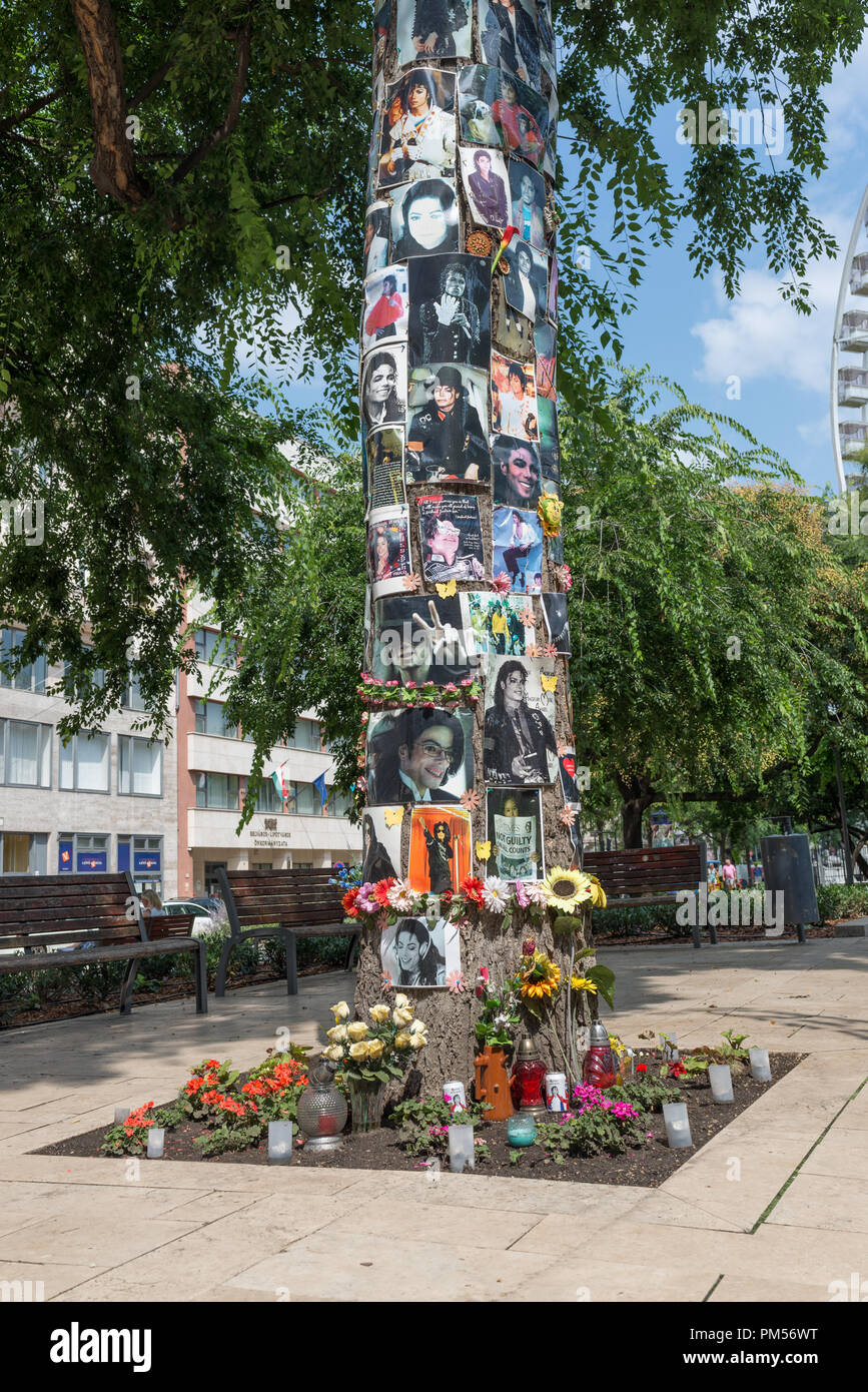 Budapest, Ungheria - 3 August, 2018 :nella parte anteriore di questo albero è l'albergo dove Michael Jackson si era fermato a Budapest. era un punto di incontro per il Foto Stock