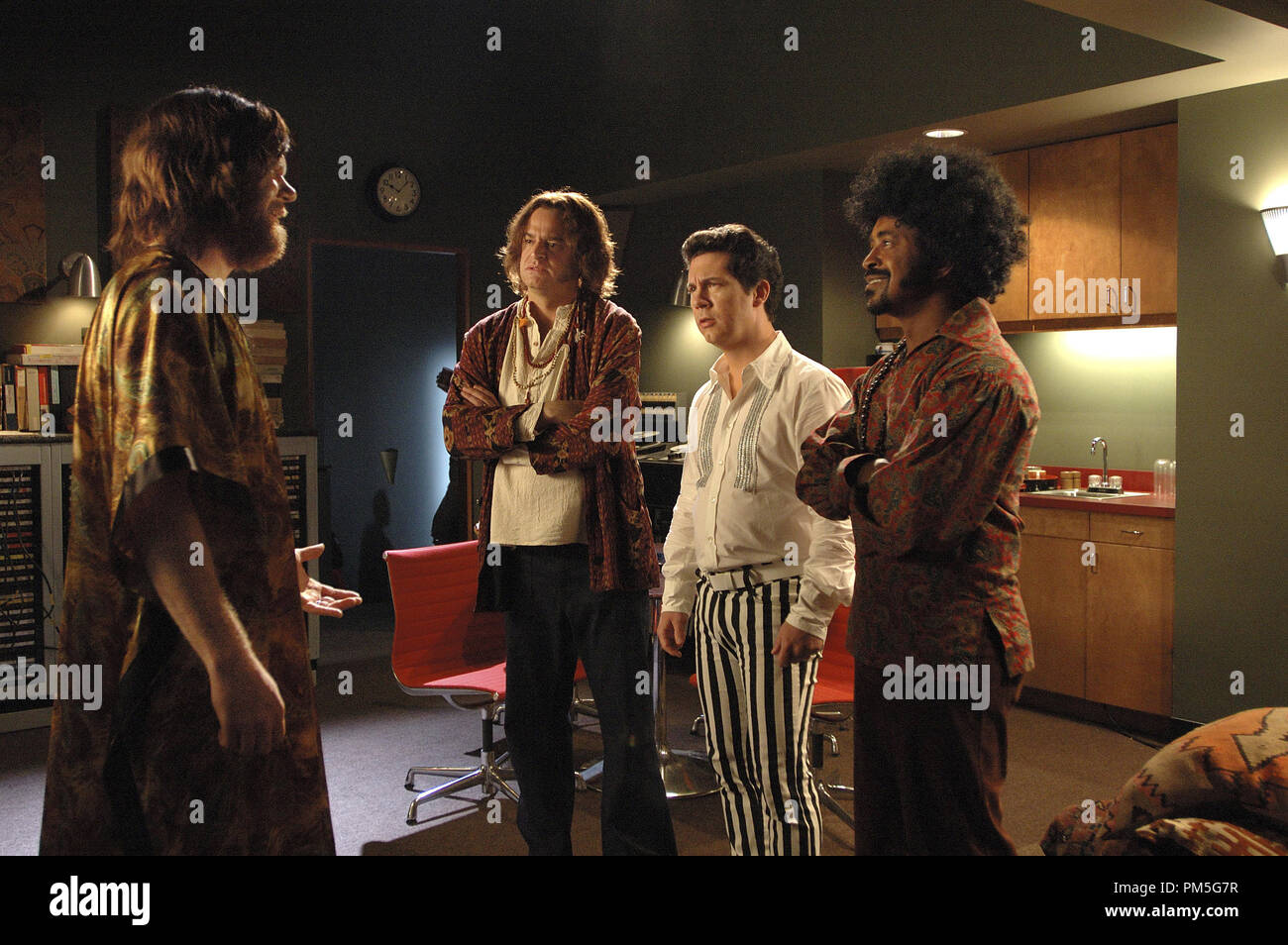 Studio Pubblicità ancora da 'Walk Hard: Il Dewey Cox Story' John C. Reilly, Matt Besser, Chris Parnell, Tim Meadows © 2007 Columbia Pictures Photo credit: Gemma La Mana Riferimento File # 307381939THA per solo uso editoriale - Tutti i diritti riservati Foto Stock