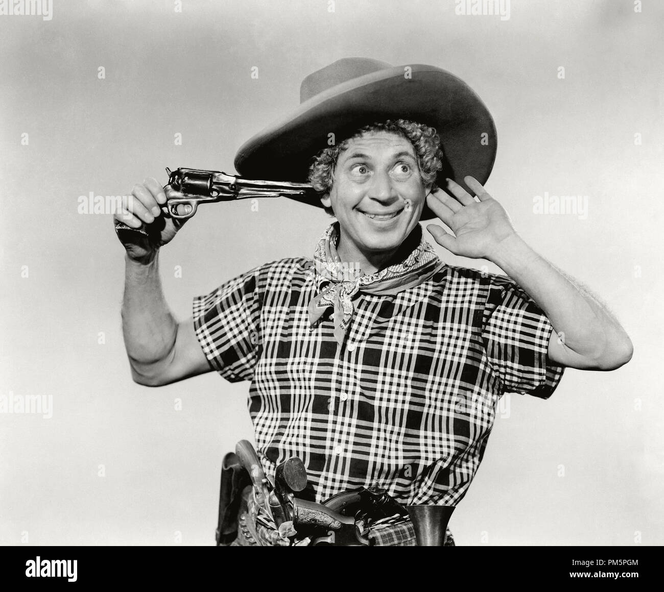 Il Marx Brothers, gli Harpo Marx, 'Go West' 1940 MGM Riferimento File # 30928 801THA Foto Stock