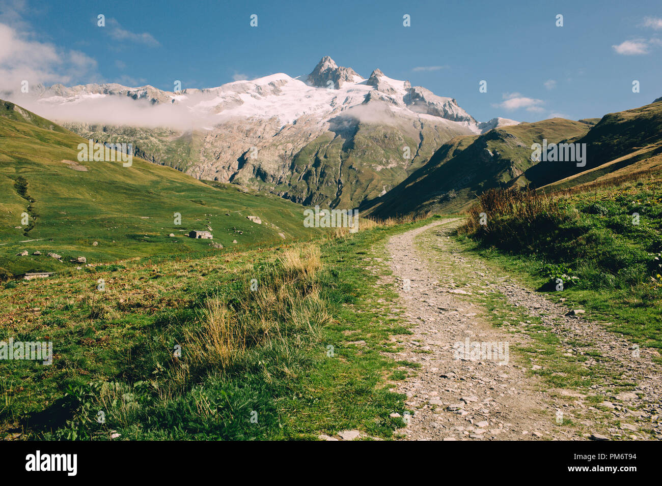 Paesaggio di montagna, la natura alpina, vicino Chapieux, tour escursioni intorno a Mont Blanc Foto Stock