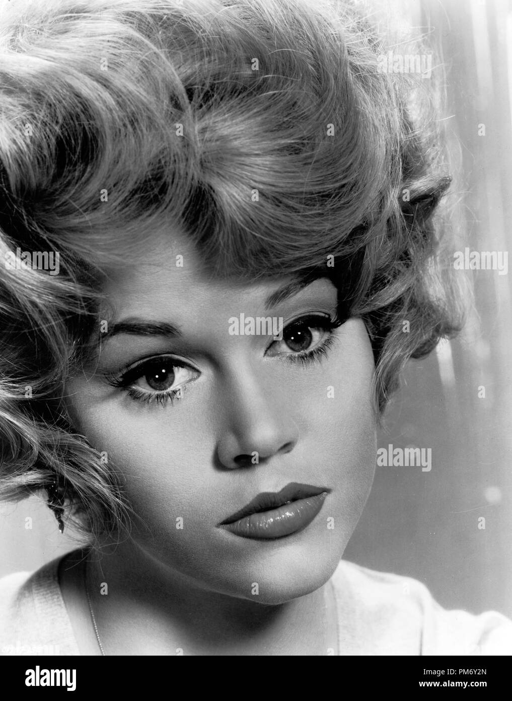 Pubblicità in studio ancora: Jane fonda in 'Tall Story' 1960 MGM riferimento file # 31202 1010THA Foto Stock