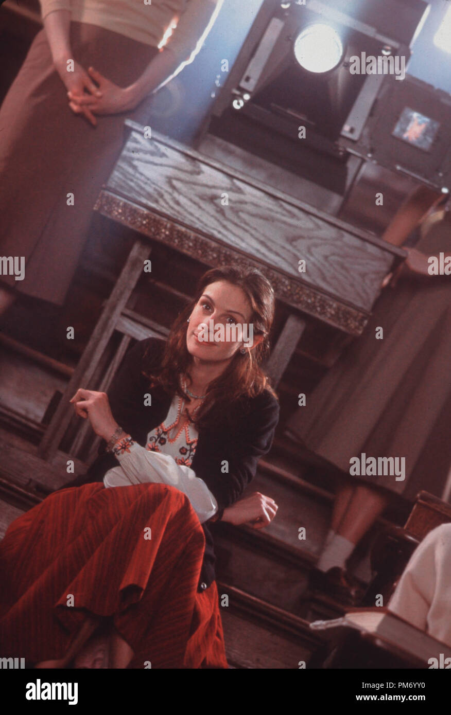 Film still / Pubblicità ancora da 'Mona Lisa Smile" Julia Roberts © 2003 Columbia Photo credit: Bob Marshak Riferimento File # 30753146THA per solo uso editoriale - Tutti i diritti riservati Foto Stock