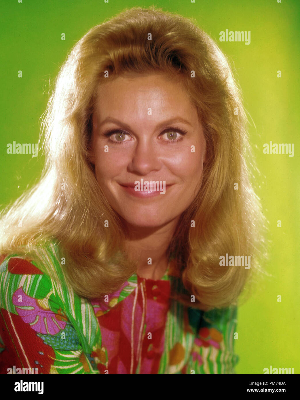 Studio Publicity STILL: Elizabeth Montgomery 1966 file Reference # 30928 1092THA Foto Stock
