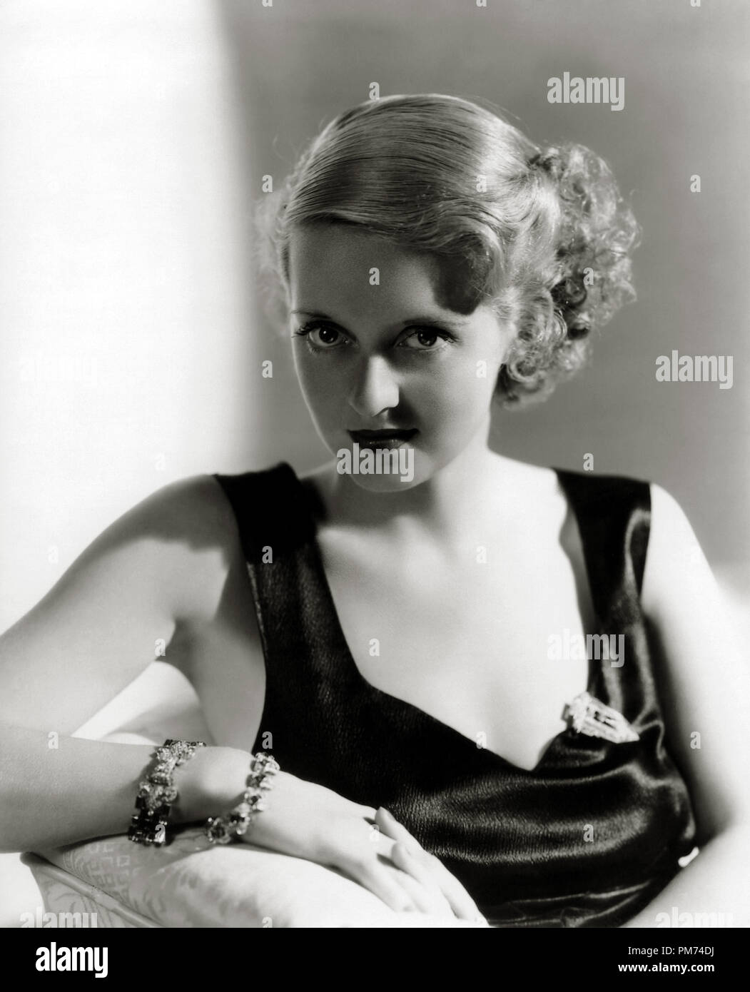 Bette Davis, circa 1932. Riferimento al file # 30928 109 THA Foto Stock