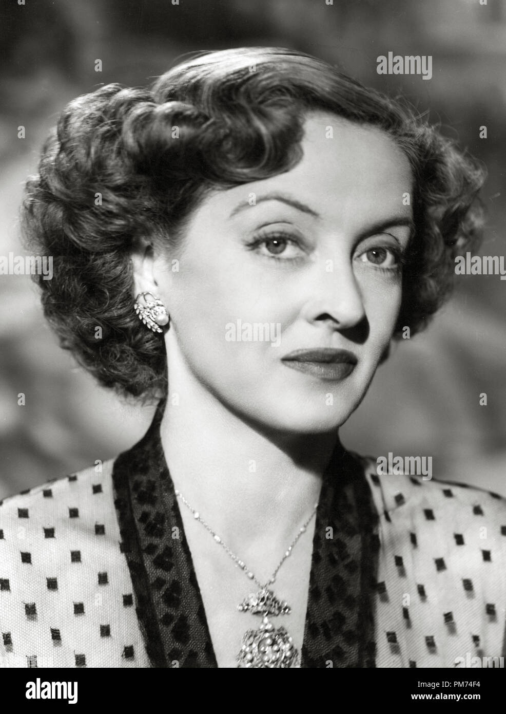 Bette Davis, " Giugno sposa' 1948 Warner Riferimento File # 30928 112THA Foto Stock