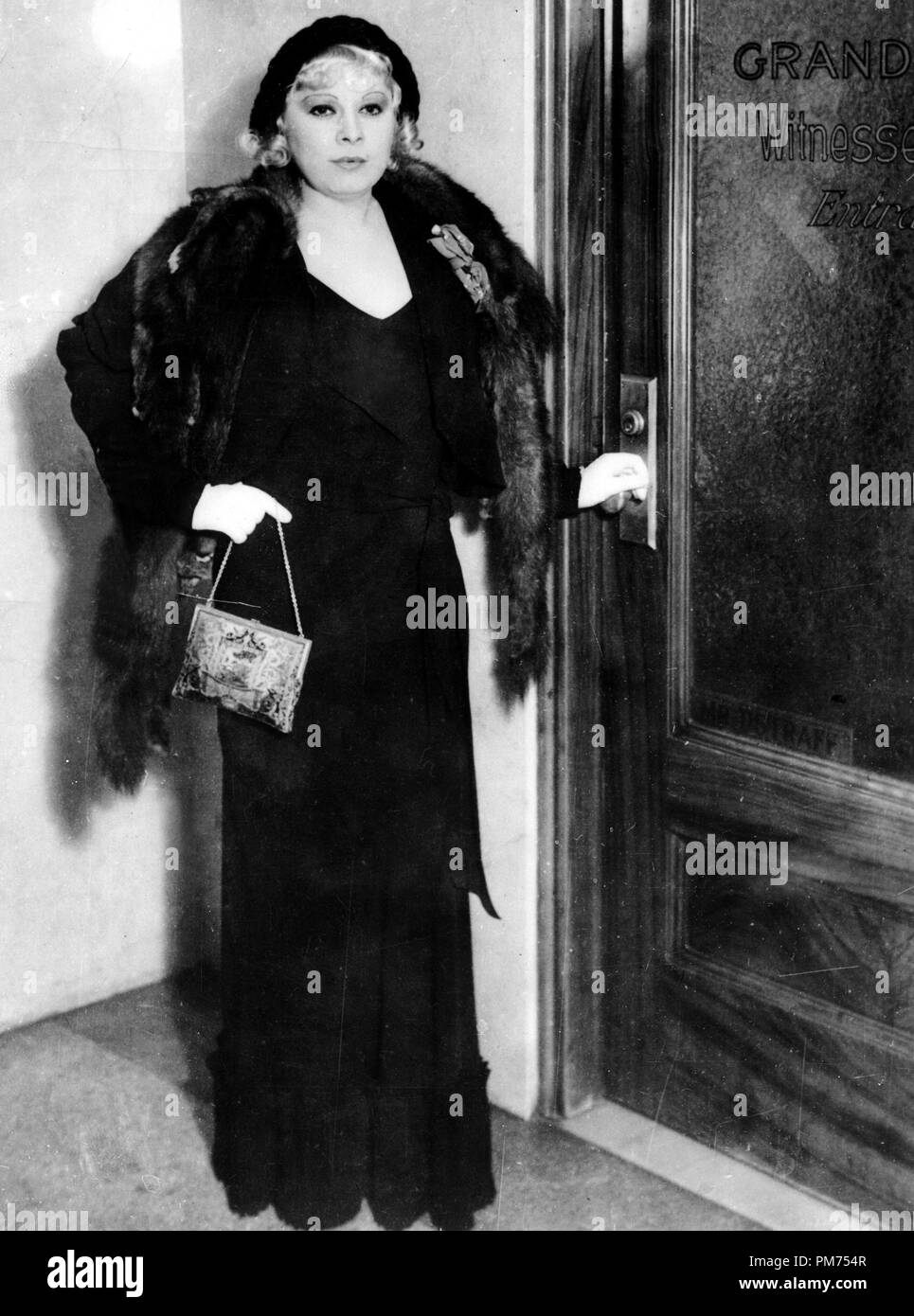 Mae West circa 1932. Riferimento al file # 30928 339THA Foto Stock