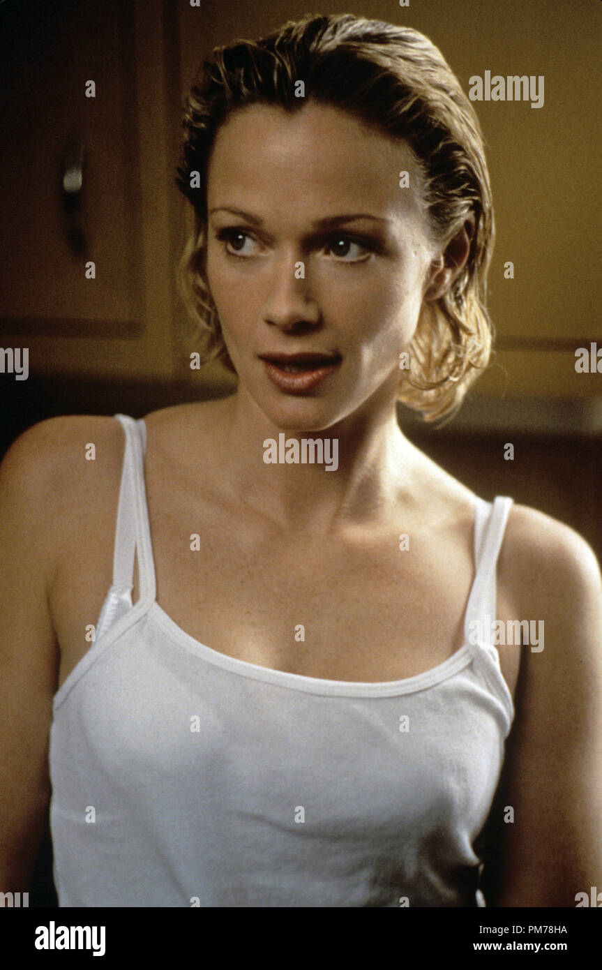Film still da 'No guardando indietro' Lauren Holly © 1998 Gramercy Pictures Photo credit: John Clifford Riferimento File # 30996372THA per solo uso editoriale - Tutti i diritti riservati Foto Stock