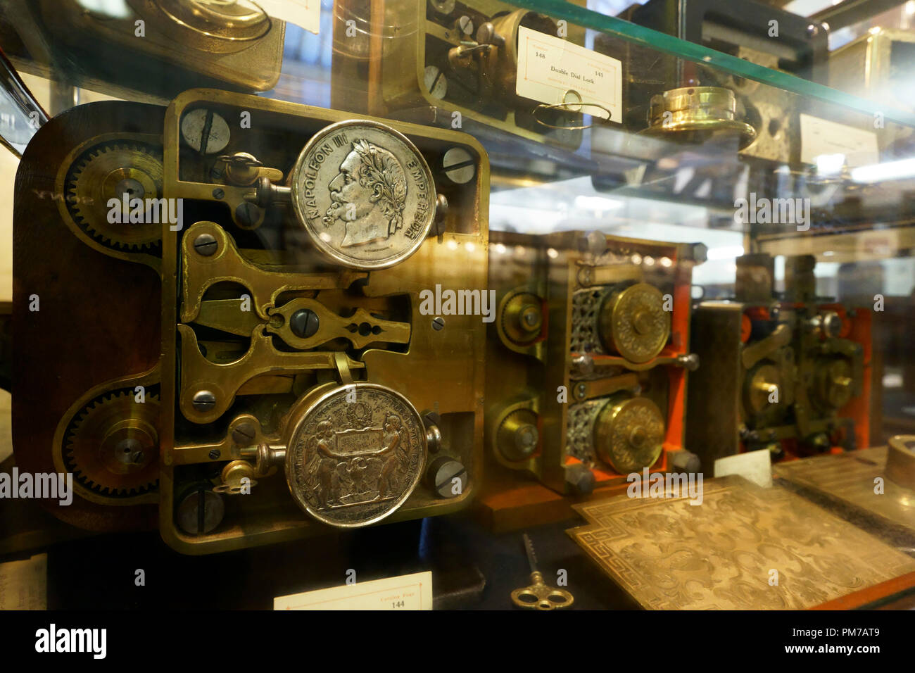 Combinazione di vintage e blocco di tempo. John M.Mossman raccolta di bloccaggio.La Società Generale di meccanica e di artigiani della città di New York.NYC.USA Foto Stock