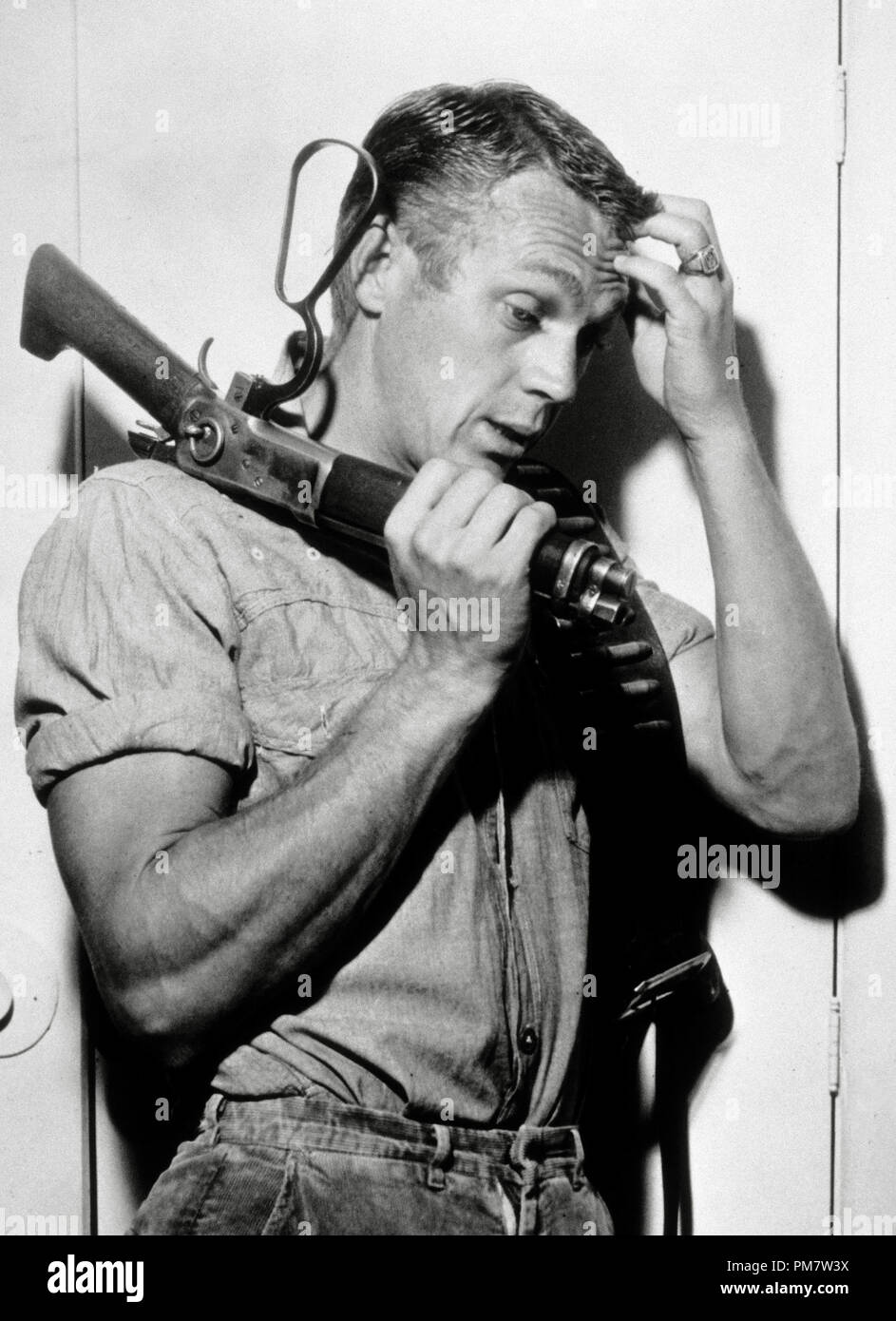 Steve McQueen, 'Wanted: Dead or Alive' circa 1961 Riferimento File # 31386 883THA Foto Stock