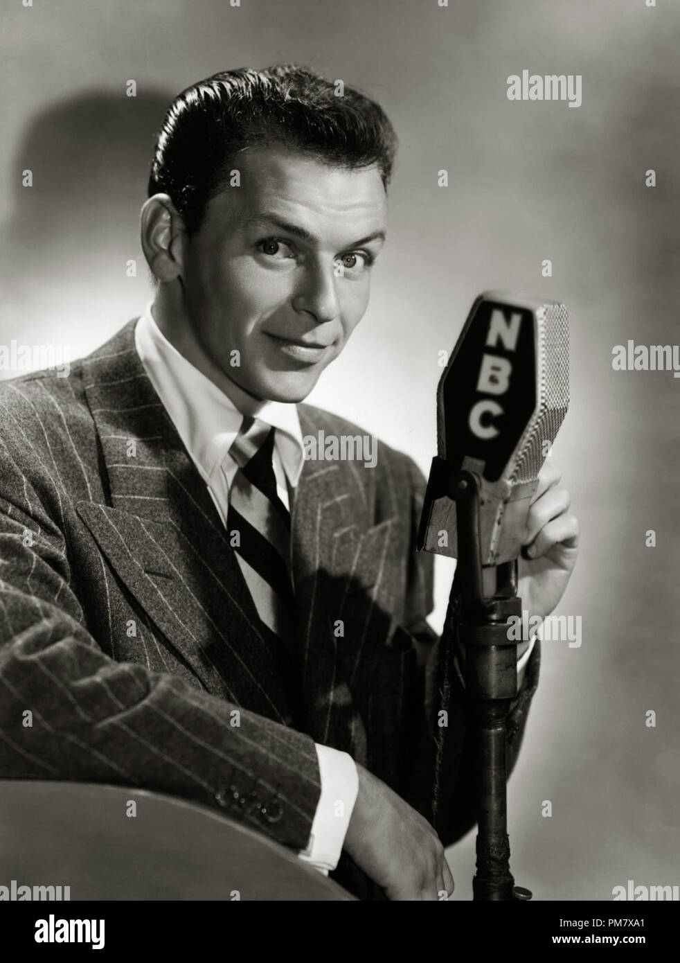 Frank Sinatra, circa 1945 Riferimento File # 31537 639 Foto Stock