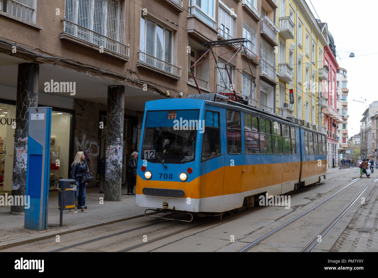 Un percorso 12 Sofia la mobilità urbana centro in tram in Sofia, Bulgaria. Foto Stock
