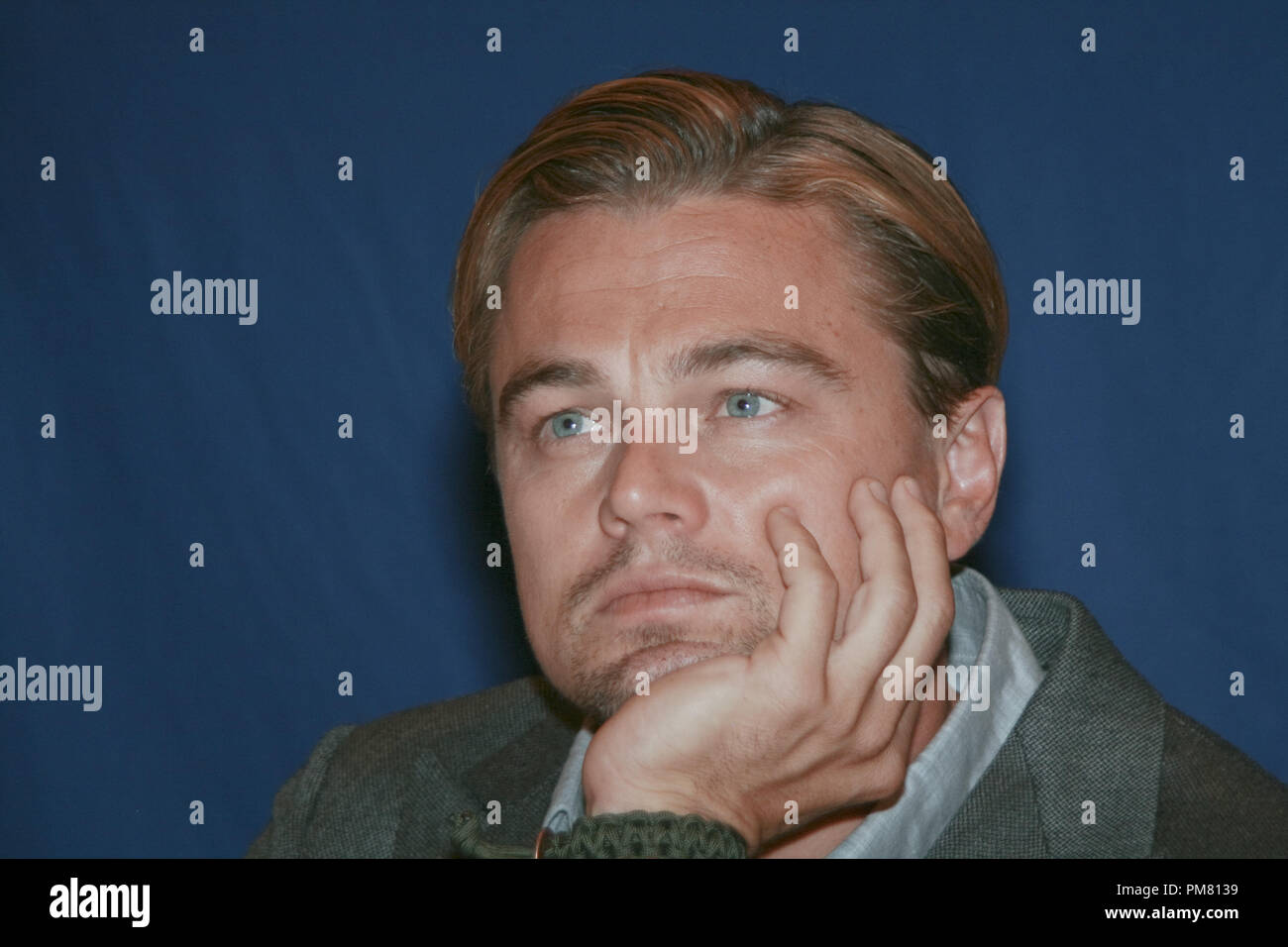 Leonardo DiCaprio Portrait Session, 3 novembre 2011. La riproduzione da parte di American tabloid è assolutamente vietato. Riferimento al file # 31263 068CCR per solo uso editoriale - Tutti i diritti riservati Foto Stock