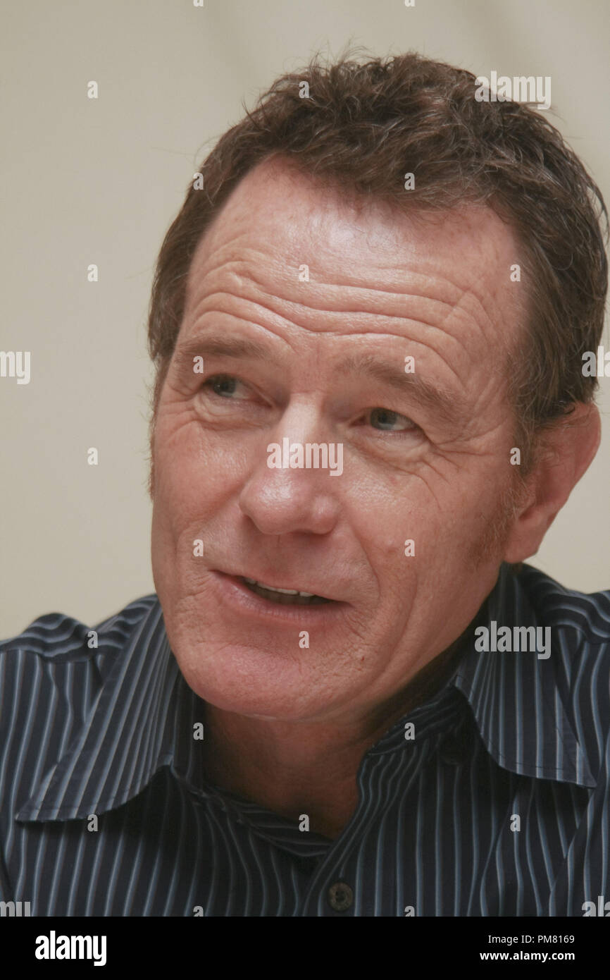 Bryan Cranston "Breaking Bad' TV Portrait Session, ottobre 2011. La riproduzione da parte di American tabloid è assolutamente vietato. Riferimento al file # 31269 008CCR per solo uso editoriale - Tutti i diritti riservati Foto Stock