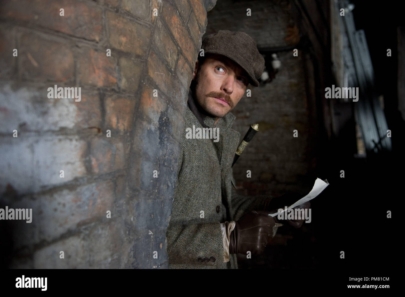 JUDE LAW come Dott. James Watson in Warner Bros Foto e Village Roadshow Pictures azione avventura mistero Sherlock Holmes: un gioco di ombre a Warner Bros Foto di rilascio. Foto Stock