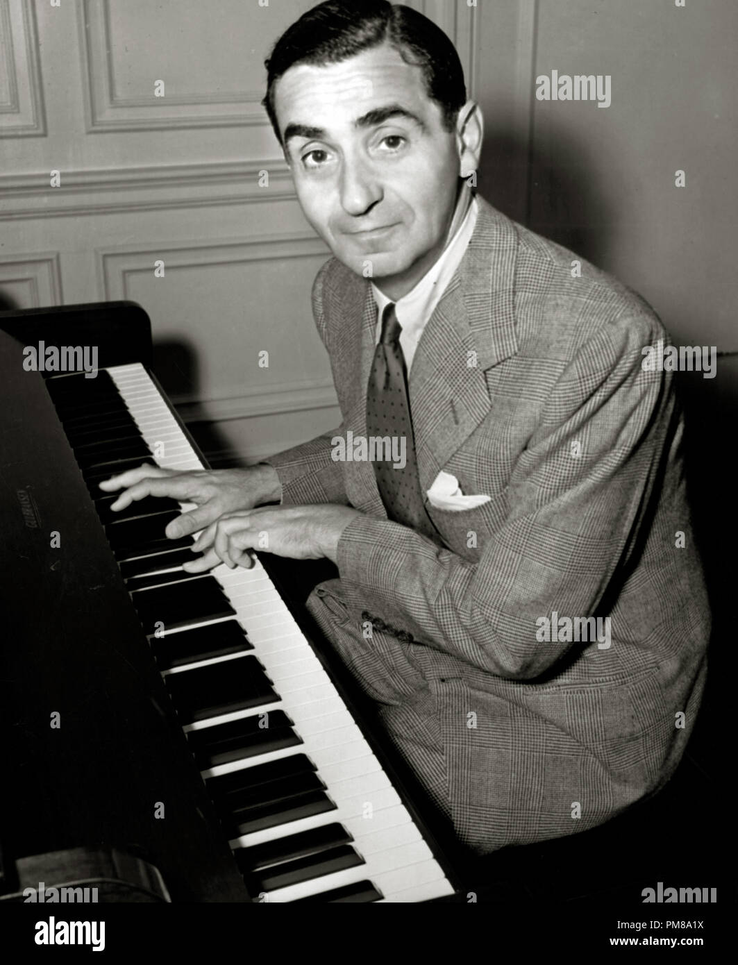 Studio Publicity STILL: Irving Berlin circa 1955 file Reference # 31780 411THA Foto Stock