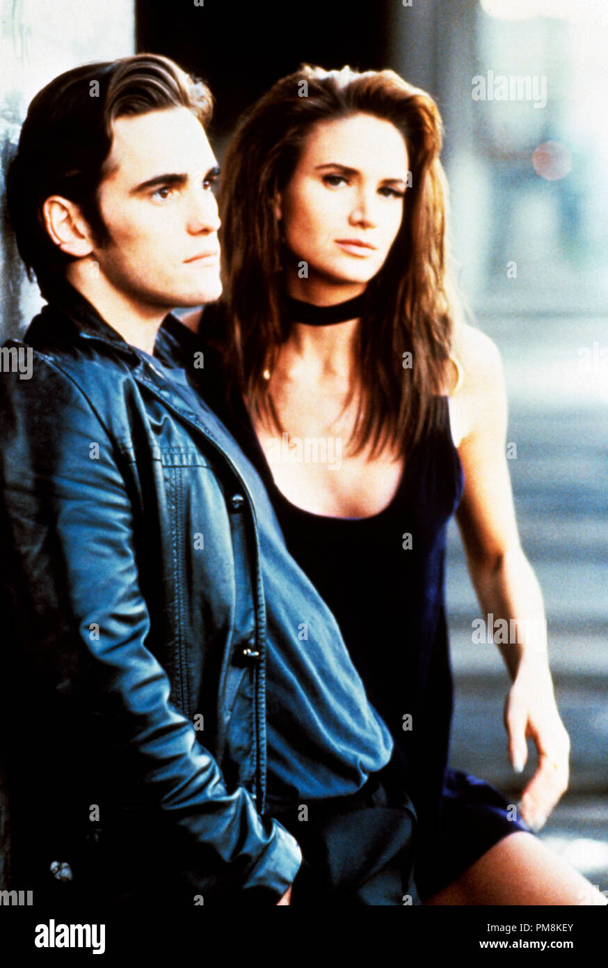 Film still o pubblicità ancora da 'Drugstore Cowboy' Matt Dillon e Kelly Lynch © 1989 Avenue Pictures Productions Tutti i diritti riservati Riferimento File # 31623135THA per solo uso editoriale Foto Stock