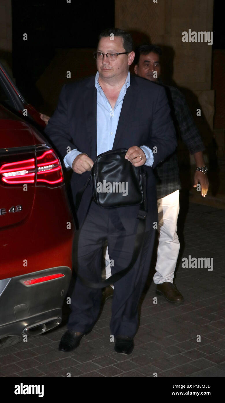 Nick Jonas, Pavel Chopra e famiglia andare fuori a cena al JW Marriott offre: Paul Kevin Jonas, Suor dove: Mumbai, India quando: 17 Ago 2018 Credit: WENN Foto Stock