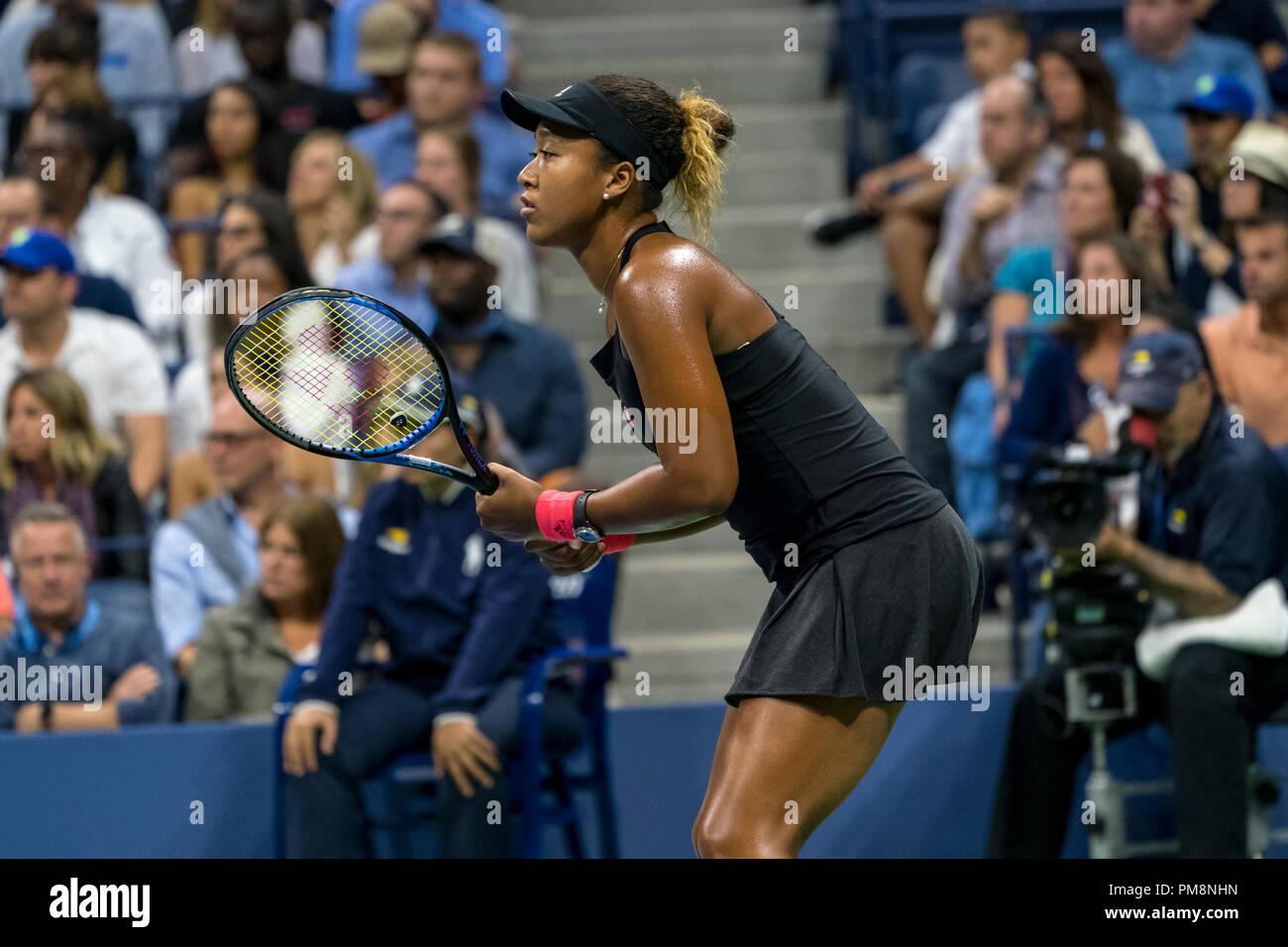 Naomi Osaka (JPN) durante la finale donne al 2018 US Open di Tennis. Foto Stock