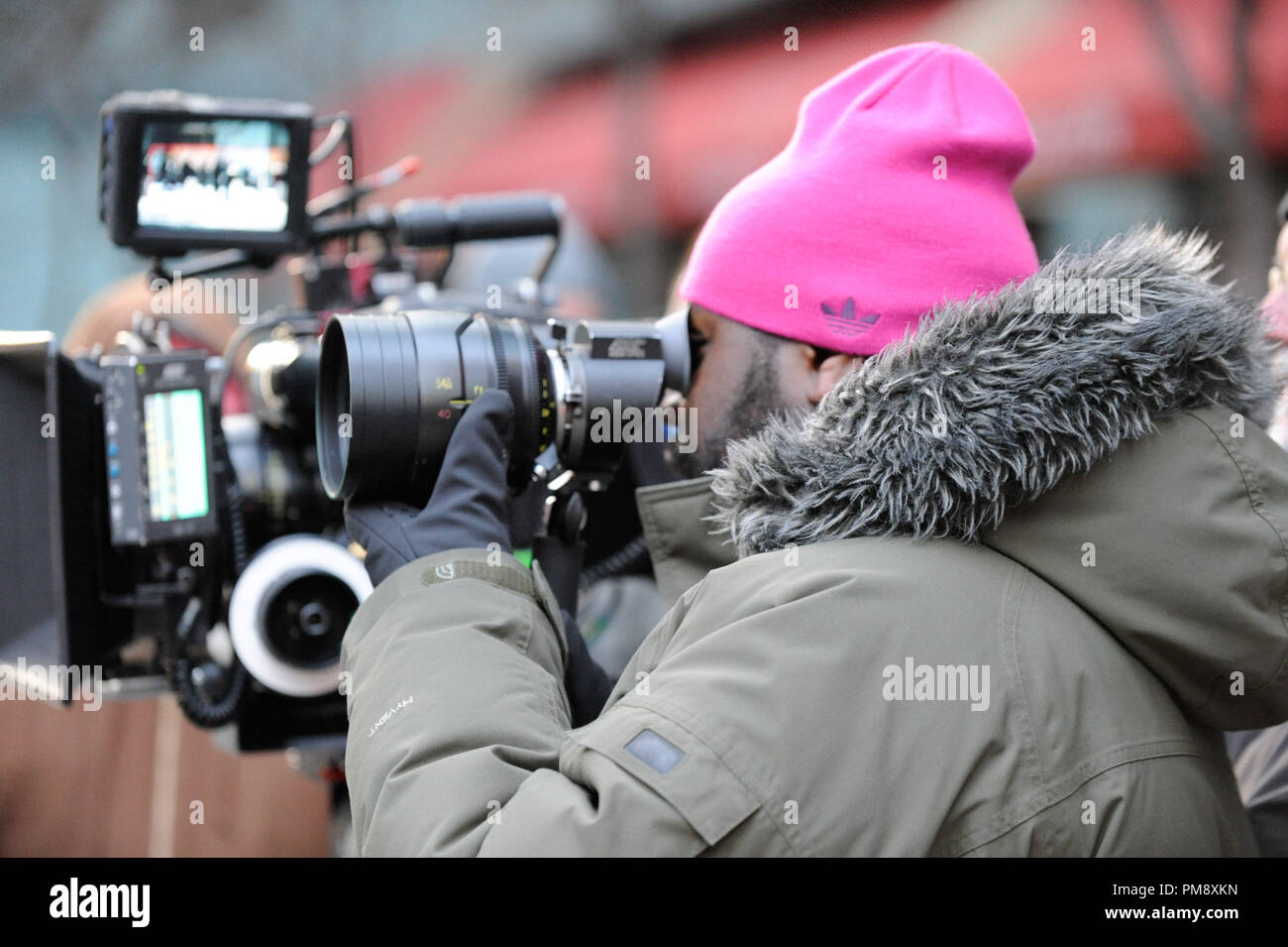 Scrittore e regista Steve McQueen sul set di vergogna. Foto Stock