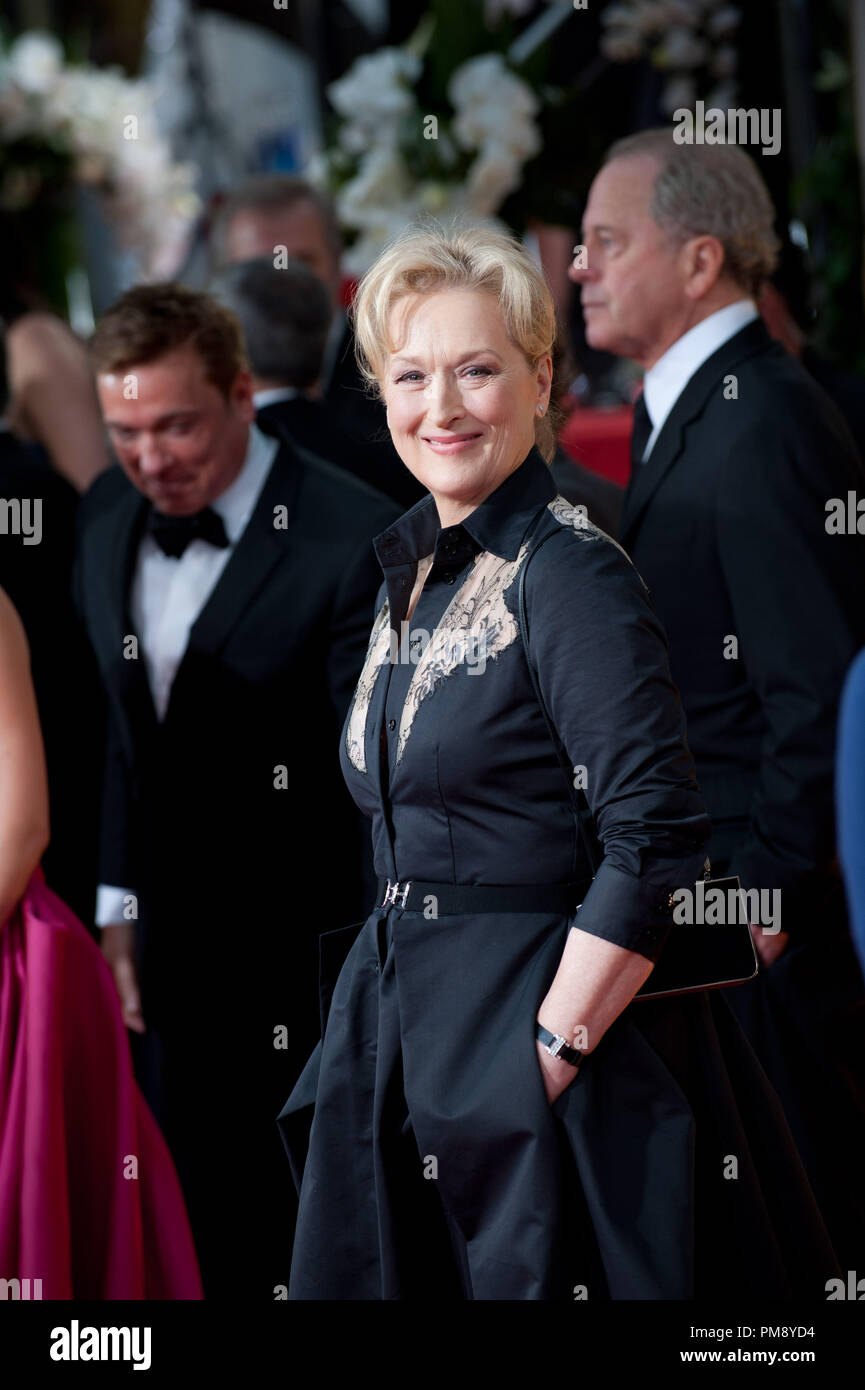 Nominati per ottenere le migliori prestazioni da un'attrice in un'immagine in movimento - dramma per il suo ruolo in "signora di ferro", l'attrice Meryl Streep assiste la sessantanovesima Annuale di Golden Globe Awards presso il Beverly Hilton di Beverly Hills, CA domenica 15 gennaio, 2012. Foto Stock Nominati per ottenere le migliori prestazioni da un'attrice in un'immagine in movimento - dramma per il suo ruolo in "signora di ferro", l'attrice Meryl Streep assiste la sessantanovesima Annuale di Golden Globe Awards presso il Beverly Hilton di Beverly Hills, CA domenica 15 gennaio, 2012. Foto Stock