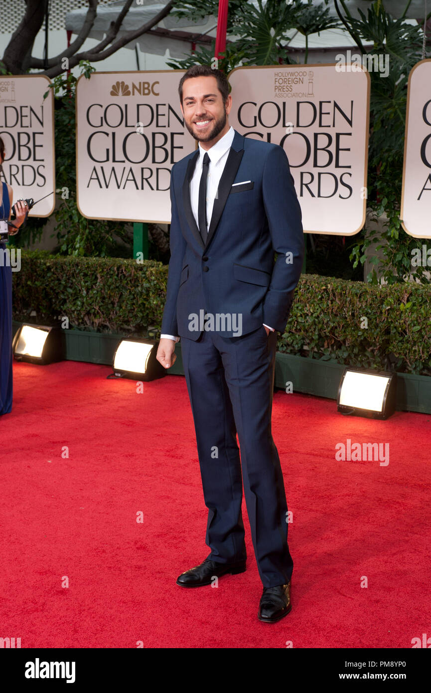 Zachary Levi assiste la sessantanovesima Annuale di Golden Globe Awards presso il Beverly Hilton di Beverly Hills, CA domenica 15 gennaio, 2012. Foto Stock