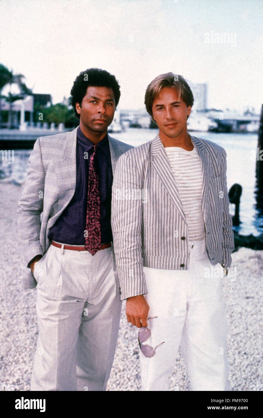 Studio Pubblicità ancora da 'Miami Vice' Philip Michael Thomas, Don Johnson circa 1985 Foto Stock