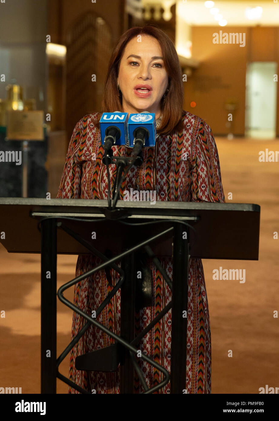 Onu, New York, Stati Uniti d'America. Xvii Sep 2018. New York, NY - 17 Settembre 2018: Maria Fernanda Espinosa Garces Presidente della 73a sessione dell'Assemblea Generale parla ai media presso la sede delle Nazioni Unite Credito: lev radin/Alamy Live News Foto Stock