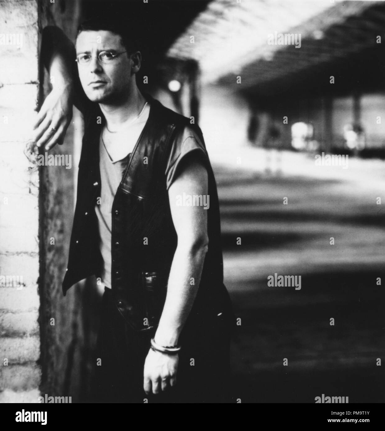 Studio Pubblicità ancora da 'U2: Sbattere e ronzio' Adam Clayton © 1988  Paramount Photo credit: Colm Henry Tutti i diritti riservati Riferimento  File # 31694022THA per solo uso editoriale Foto stock - Alamy
