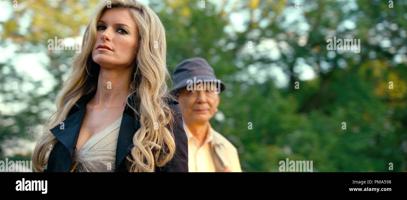 Roy's Avatar (MARISA MILLER) e Nick's Avatar (JAMES HONG) in 3D di soprannaturale di azione-avventura "R.I.P.D.' Foto Stock