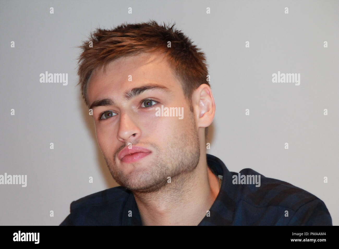Douglas Booth "Romeo e Giulietta" Portrait Session, Settembre 24, 2013. La riproduzione da parte di American tabloid è assolutamente vietato. Riferimento al file # 32147 016CCR per solo uso editoriale - Tutti i diritti riservati Foto Stock
