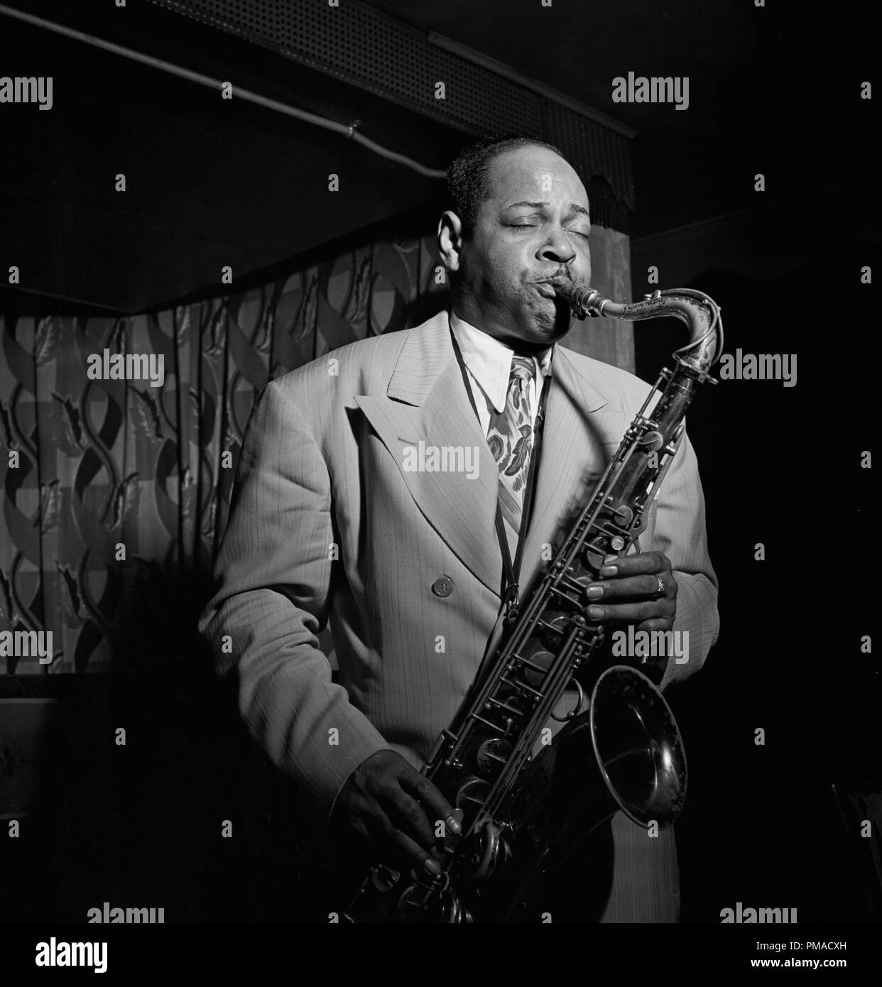 Ritratto di Coleman Hawkins, Spotlite (Club), New York, N.Y., circa sett. 1946. Foto di: William P. Gottlieb Riferimento File # 32368 487 THA Foto Stock