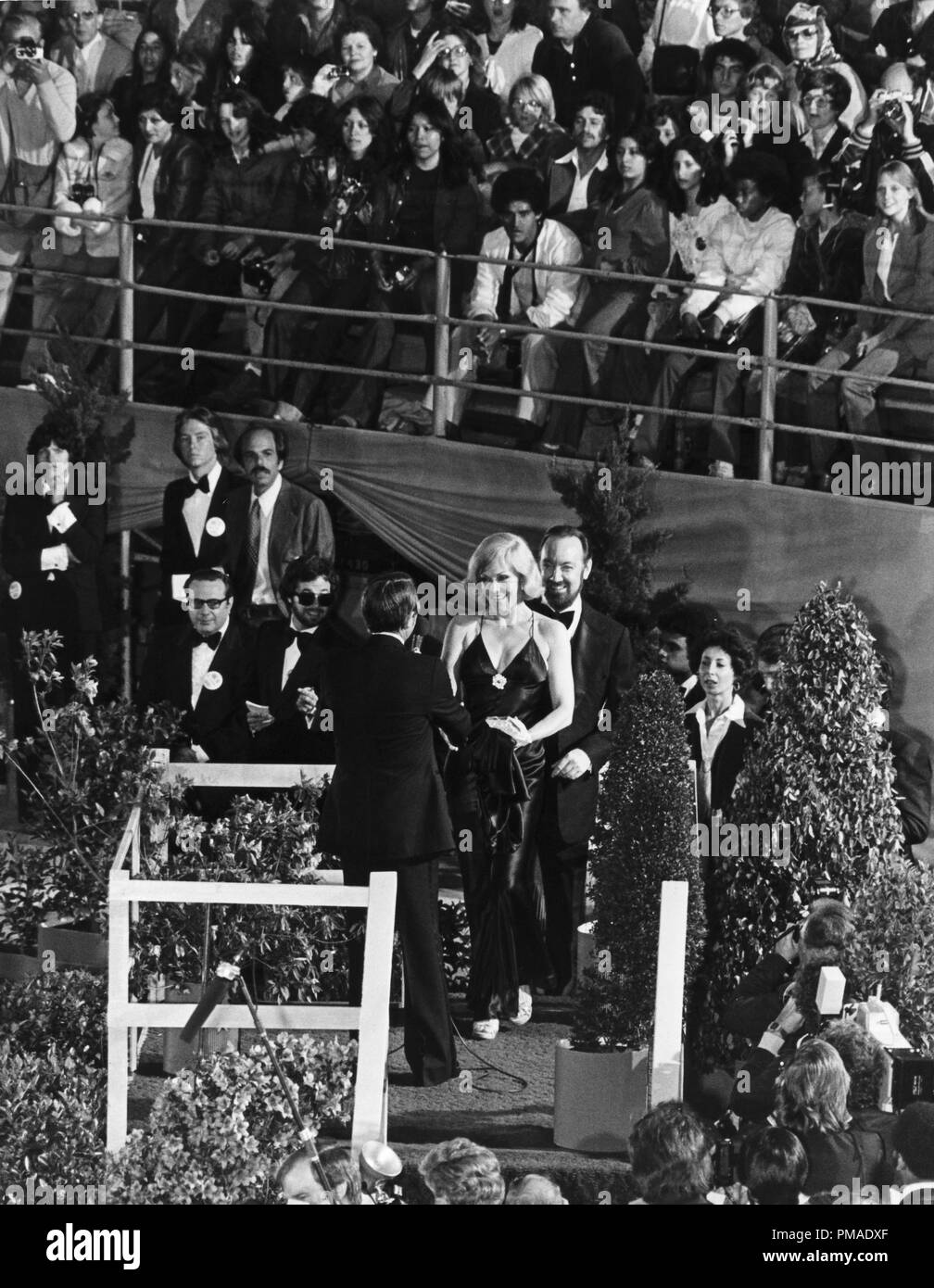 Kim Novak, Jack Haley Jr al cinquantunesimo annuale di Academy Awards, 1979 Riferimento File # 32509 418THA Foto Stock