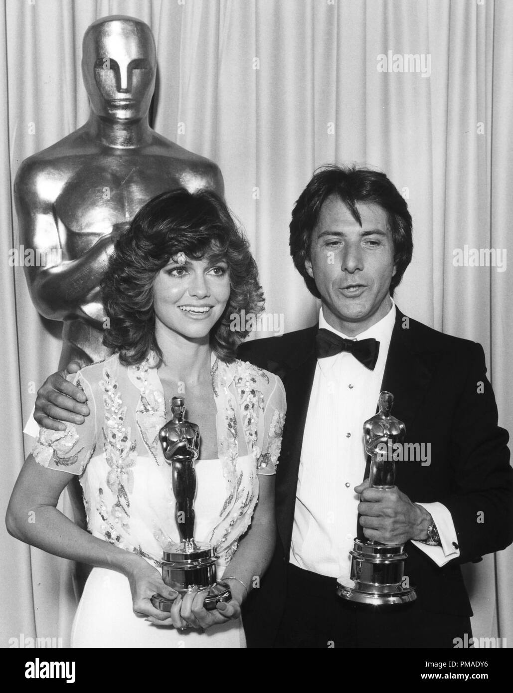 Sally Field, Dustin Hoffman al 52th annuale di Academy Awards, 1980 Riferimento File # 32509 437THA Foto Stock