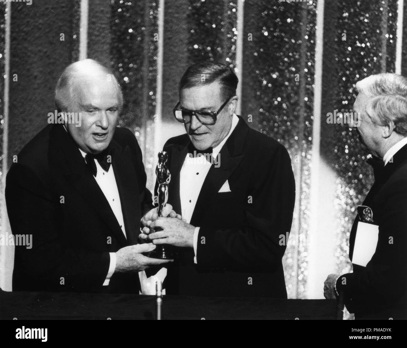 Il gene Kelly alla 55th annuale di Academy Awards, 1983 Riferimento File # 32509 450 THA Foto Stock
