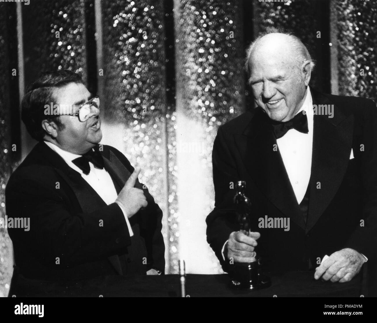 George 'Spanky' McFarland e Hal Roach all'55th annuale di Academy Awards, 1983 Riferimento File # 32509 451THA Foto Stock